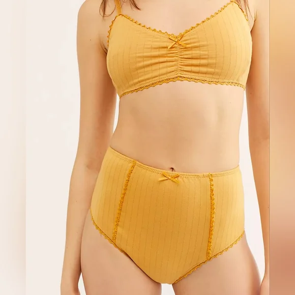 New spell designs Lana organic cotton bloomers panty sunflower yellow L saffron
